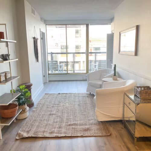 Petite chambre privée dans le quartier grec